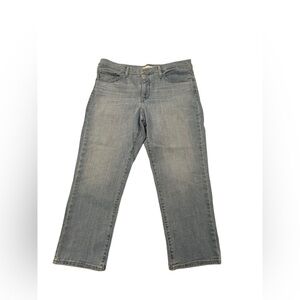 Levi's Women’s 311 Shaping Skinny‎ Capri Jeans 32/22